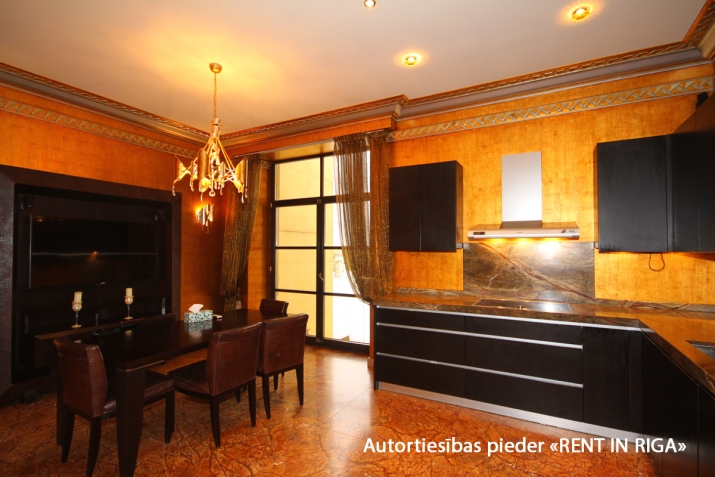 Izīrē dzīvokli, Brīvības bulvāris 19, Rīga, Labais krasts, Centrs / 1 600 € 9