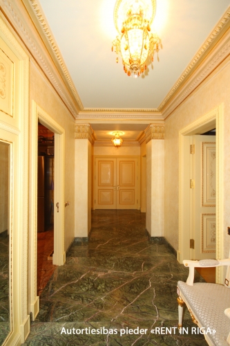 Izīrē dzīvokli, Brīvības bulvāris 19, Rīga, Labais krasts, Centrs / 1 600 € 17