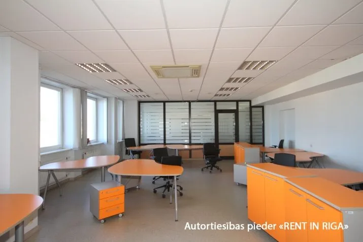 Brīvības iela 148a 2