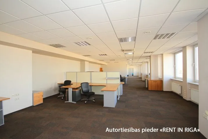 Brīvības iela 148a 1