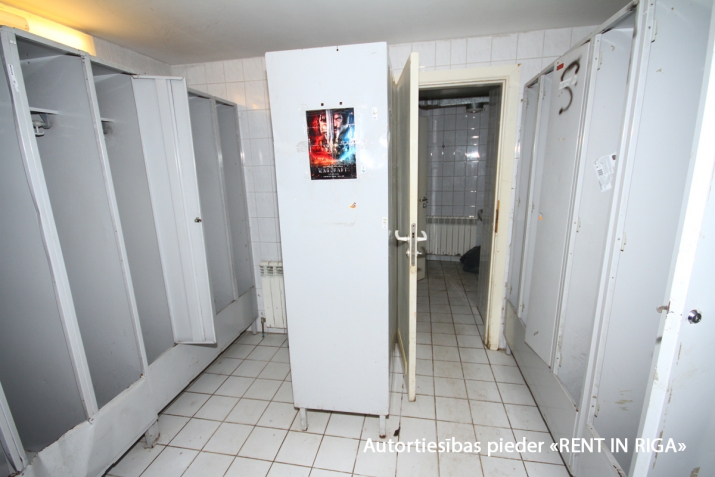 Izīrē tirdzniecības telpas, Barona iela 2, Rīga, Labais krasts, Centrs / 4 395 € 13