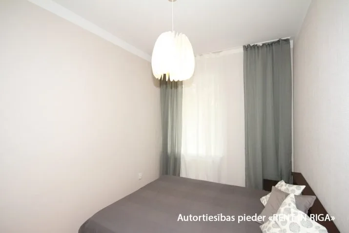 Izīrē dzīvokli, Mazā Piena iela 6, Rīga, Labais krasts, Centrs / 380 € 8