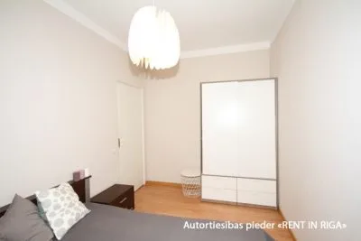 Izīrē dzīvokli, Mazā Piena iela 6, Rīga, Labais krasts, Centrs / 380 € 4