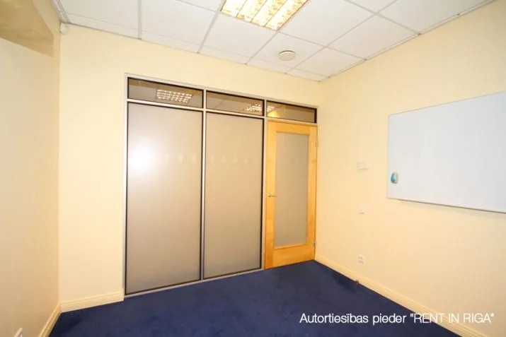 Pārdod biroju, Dzirnavu iela 37, Rīga, Labais krasts, Centrs / 291 200 € 8