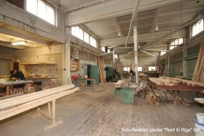Izīrē tirdzniecības telpas, Priedaines iela 19, Babītes novads, Babītes pagasts, Piņķi / 6 000 € 6
