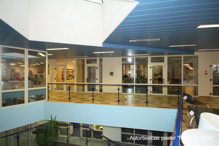 Pārdod namīpašums, Gunāra Astras iela 3, Rīga, Labais krasts, Purvciems / 3 350 000 € 11