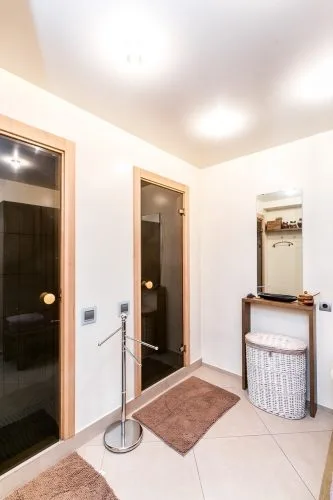 Pārdod tirdzniecības telpas, Bruņinieku iela 28, Rīga, Labais krasts, Centrs / 220 000 € 14
