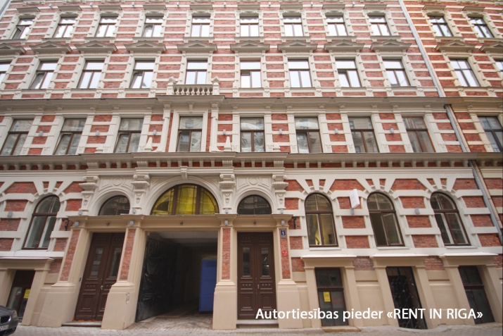Pārdod tirdzniecības telpas, Alfrēda Kalniņa iela 1, Rīga, Labais krasts, Centrs / 150 000 € 12