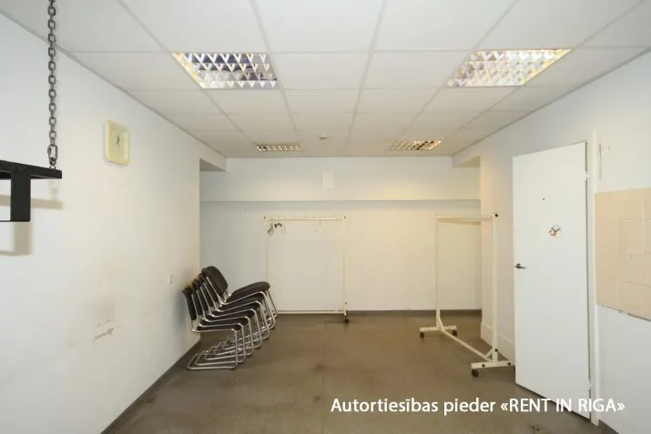 Izīrē biroju, Brīvības iela 148a, Rīga, Labais krasts, Centrs / 3 672 € 18