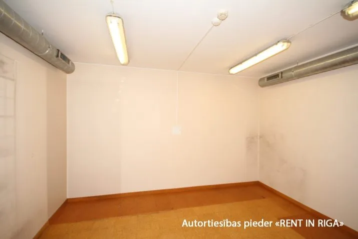 Izīrē biroju, Brīvības iela 148a, Rīga, Labais krasts, Centrs / 3 672 € 32