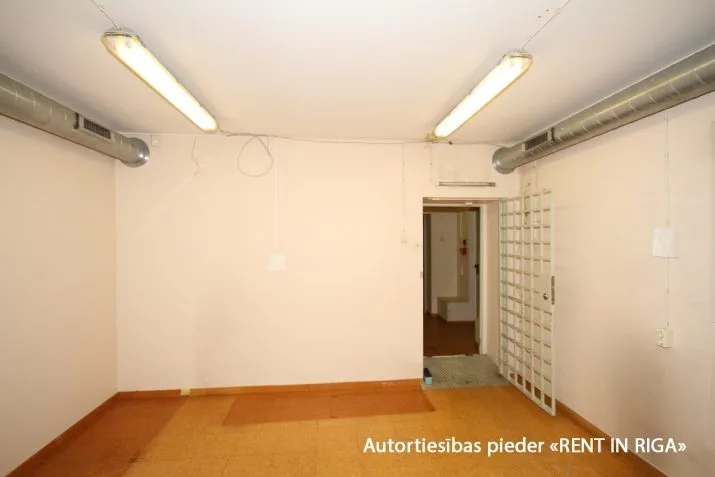 Izīrē biroju, Brīvības iela 148a, Rīga, Labais krasts, Centrs / 3 672 € 30