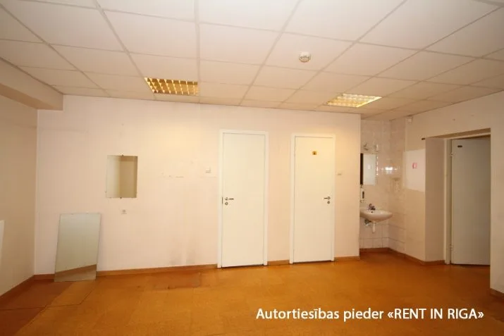 Izīrē biroju, Brīvības iela 148a, Rīga, Labais krasts, Centrs / 3 672 € 14