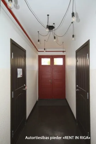 Pārdod dzīvokli, Spirgus iela 4, Rīga, Kreisais krasts, Bieriņi / 79 500 € 3