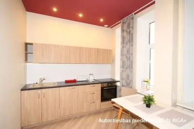 Izīrē dzīvokli, Lāčplēša iela 18, Rīga, Centrs / 340 € 6
