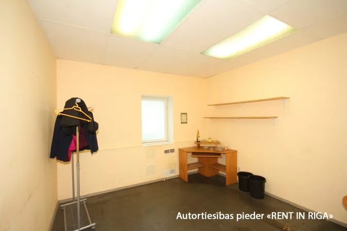 Izīrē ražošanas telpas, Rītupes iela 8/12, Rīga, Labais krasts, Ķengarags / 795 € 8