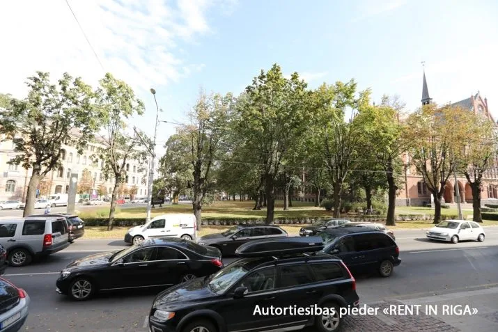 Valdemāra iela 8 4