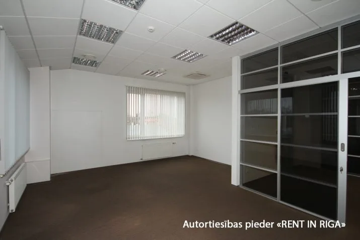 Lielirbes iela 3 4