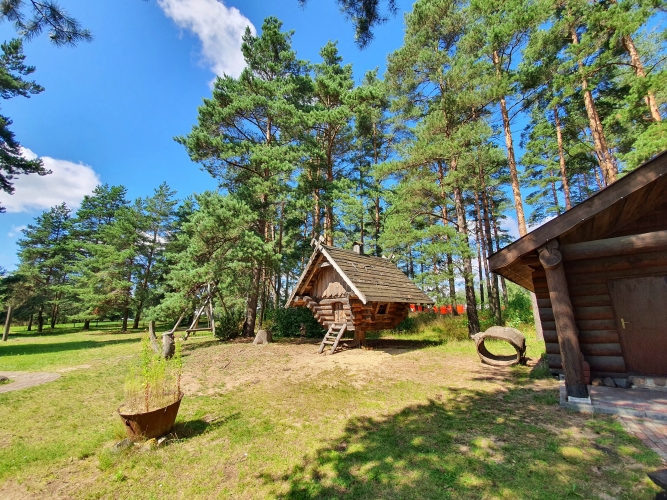 Pārdod tirdzniecības telpas, Visdari -, Rīga, Labais krasts, Rumbula / 470 000 € 13