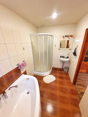 Pārdod tirdzniecības telpas, Visdari -, Rīga, Labais krasts, Rumbula / 470 000 € 26
