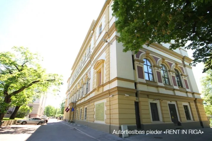 Pārdod namīpašums, Vingrotāju iela 1, Rīga, Labais krasts, Centrs / 5 000 000 € 1