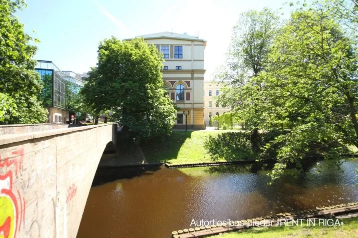 Pārdod namīpašums, Vingrotāju iela 1, Rīga, Labais krasts, Centrs / 5 000 000 € 6