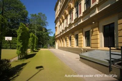 Pārdod namīpašums, Vingrotāju iela 1, Rīga, Labais krasts, Centrs / 5 000 000 € 3
