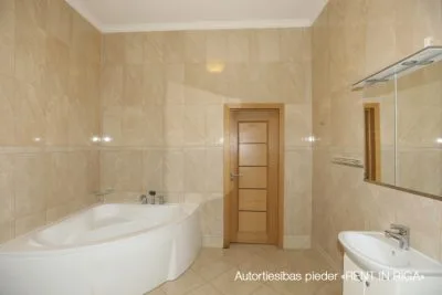 Apartment For Rent, Baznīcas street 26a, Rīga, Labais krasts, Centrs / 700 € 8
