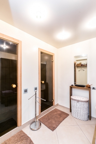 Izīrē komercplatību, Bruņinieku iela 28, Rīga, Labais krasts, Centrs / 2 200 € 14
