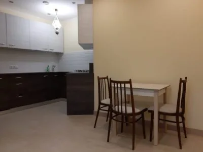 Izīrē dzīvokli, Lāčplēša iela 52A, Rīga, Labais krasts, Centrs / 580 € 3