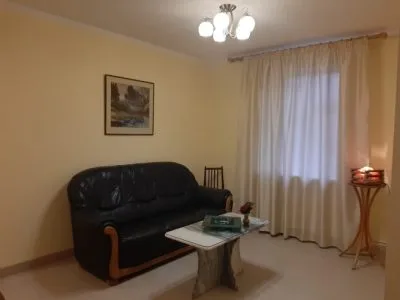 Izīrē dzīvokli, Lāčplēša iela 52A, Rīga, Labais krasts, Centrs / 580 € 4