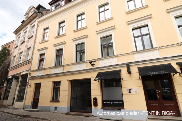 Jāņa iela 3 2