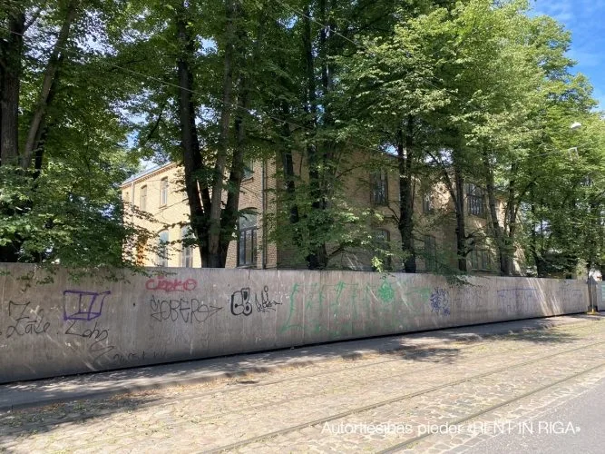 Slokas iela 65 4