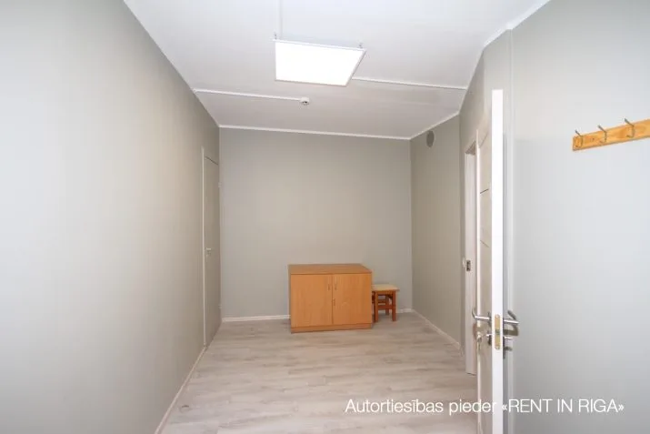 commercial premises For Rent, A.Saharova street 13a, Rīga, Labais krasts, Pļavnieki / 698 € 9