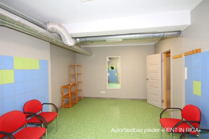 commercial premises For Rent, A.Saharova street 13a, Rīga, Labais krasts, Pļavnieki / 698 € 11