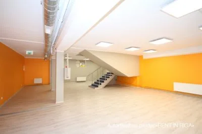 commercial premises For Rent, A.Saharova street 13a, Rīga, Labais krasts, Pļavnieki / 698 € 6