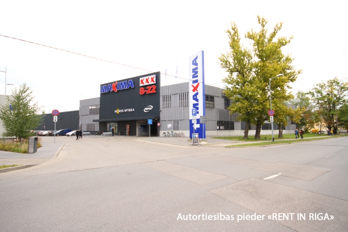 Izīrē komercplatību, Grostonas iela 1, Rīga, Labais krasts, Centrs / 235 € 12