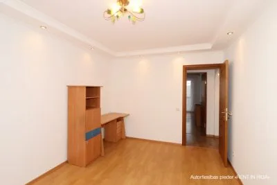 Pārdod dzīvokli, Rasas iela 30, Rīga, Ķengarags / 55000 € 6