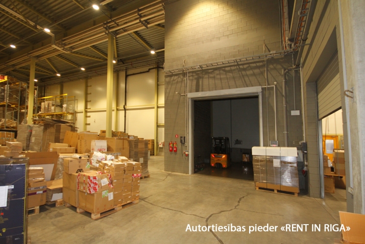 Izīrē noliktavu, Krasta iela 1, Salaspils novads, Salaspils / 8 000 € 6