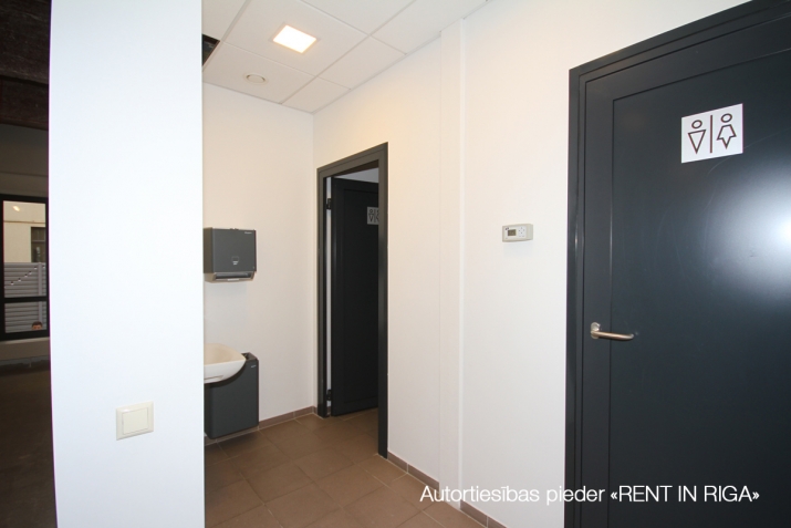 Office For Rent, Skolas street 24, Rīga, Labais krasts, Centrs / 1 820 € 12