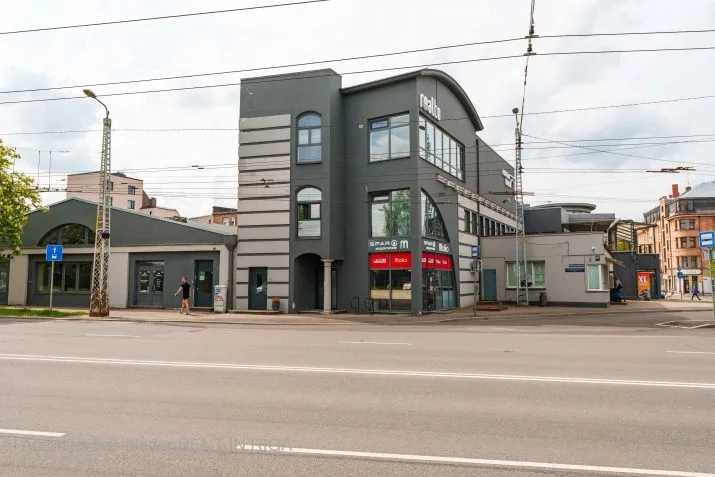 commercial premises For Rent, Pētersalas street 1b, Rīga, Labais krasts, Centrs / 2 332 € 16