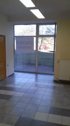 Izīrē tirdzniecības telpas, Sarkandaugavas iela 7, Rīga, Sarkandaugava / 438 € 2