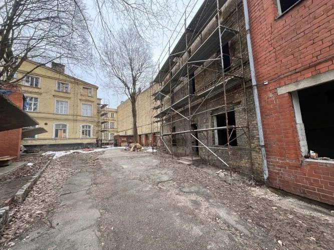 Izīrē namīpašums, Valdemāra iela 51, Rīga, Labais krasts, Centrs / 9 000 € 24