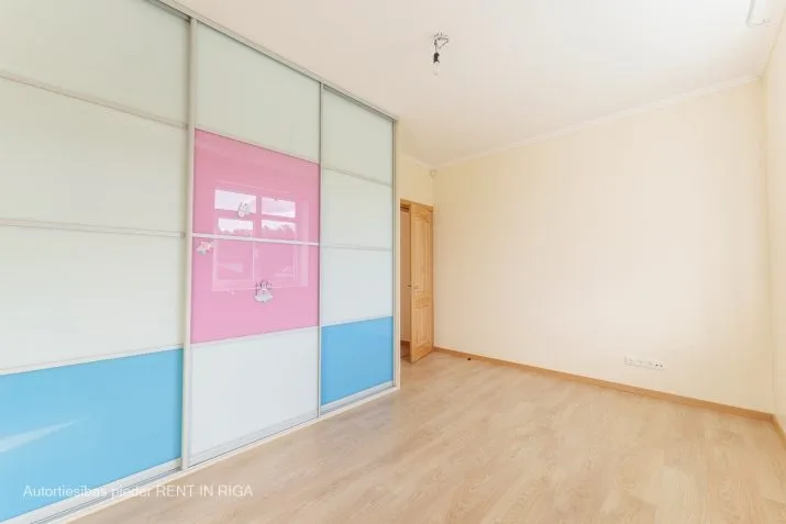 Pārdod māju, Kungu iela 8, Babītes novads, Babītes pagasts, Dzilnuciems / 310 000 € 29