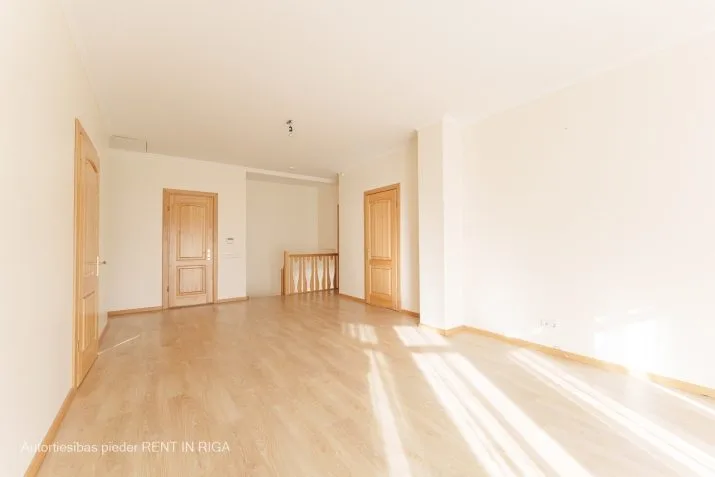 Pārdod māju, Kungu iela 8, Babītes novads, Babītes pagasts, Dzilnuciems / 310 000 € 31