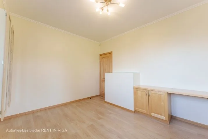 Pārdod māju, Kungu iela 8, Babītes novads, Babītes pagasts, Dzilnuciems / 310 000 € 19