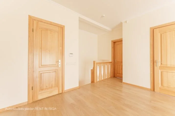 Pārdod māju, Kungu iela 8, Babītes novads, Babītes pagasts, Dzilnuciems / 310 000 € 32