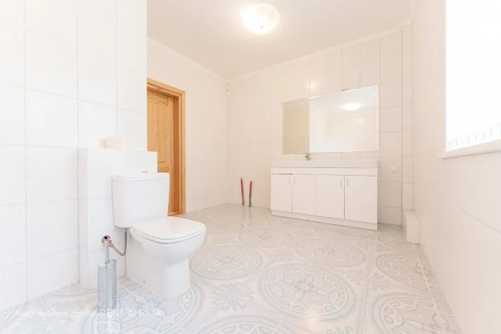 Pārdod māju, Kungu iela 8, Babītes novads, Babītes pagasts, Dzilnuciems / 310 000 € 26