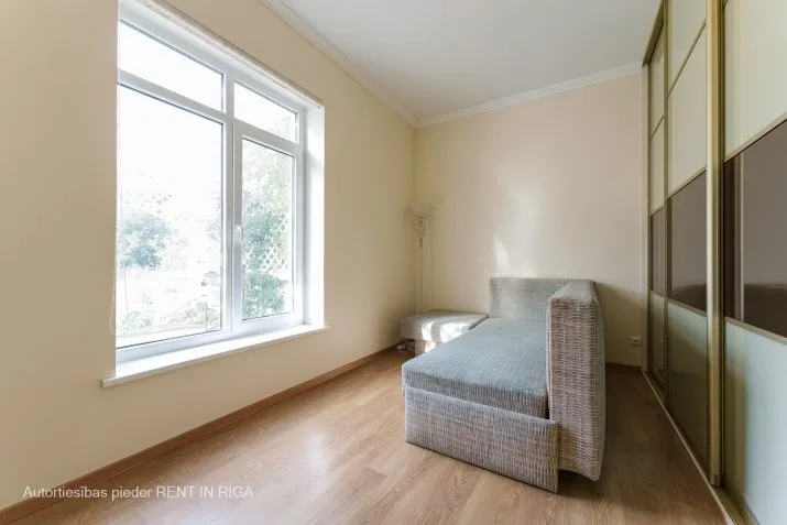Pārdod māju, Kungu iela 8, Babītes novads, Babītes pagasts, Dzilnuciems / 310 000 € 10