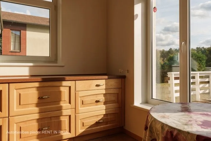 Pārdod māju, Kungu iela 8, Babītes novads, Babītes pagasts, Dzilnuciems / 310 000 € 9