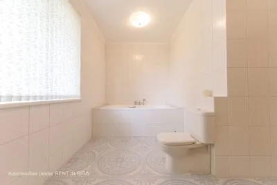 Pārdod māju, Kungu iela 8, Babītes novads, Babītes pagasts, Dzilnuciems / 310 000 € 24